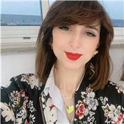 Professeure des écoles passionnée, 13 ans d’expérience, propose des cours ludiques en ligne en français.